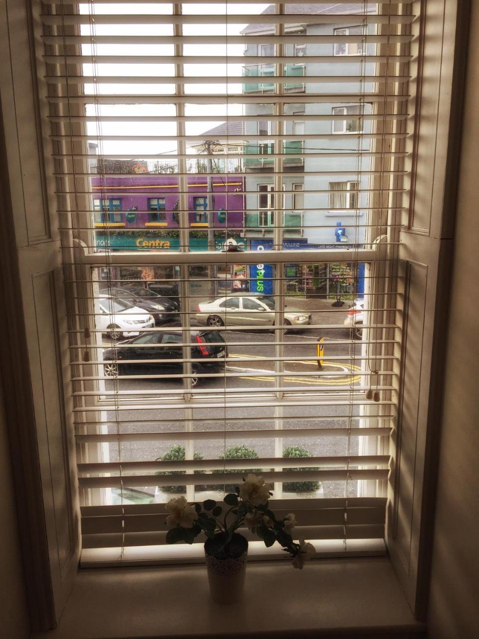 منزل الضيف Salthill  في Prairie House - Boutique Townhouse المظهر الخارجي الصورة
