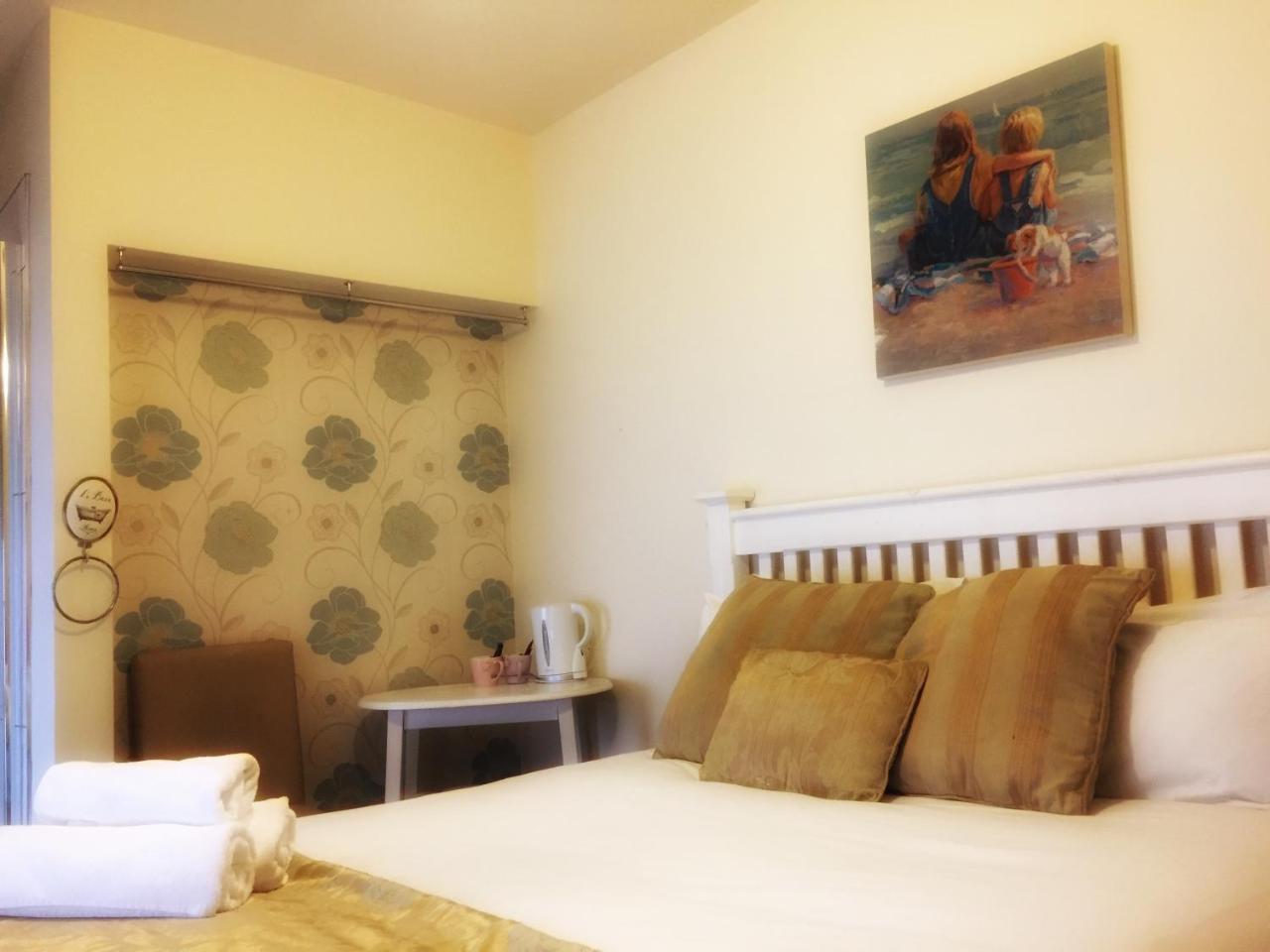 منزل الضيف Salthill  في Prairie House - Boutique Townhouse المظهر الخارجي الصورة